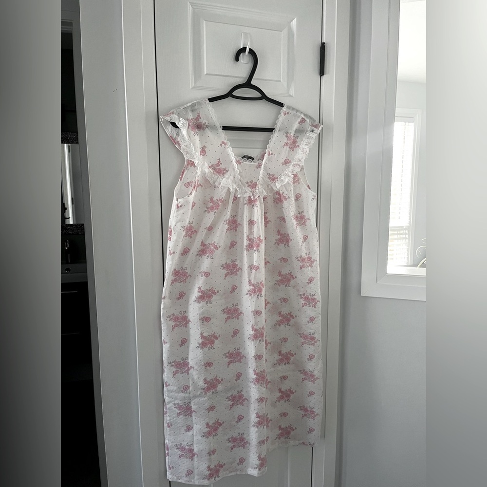 Sears White Chemise with Pink Floral Lace Trim